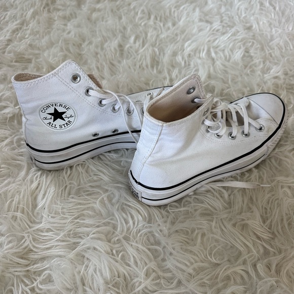Converse White Platforms - Picture 1 of 1